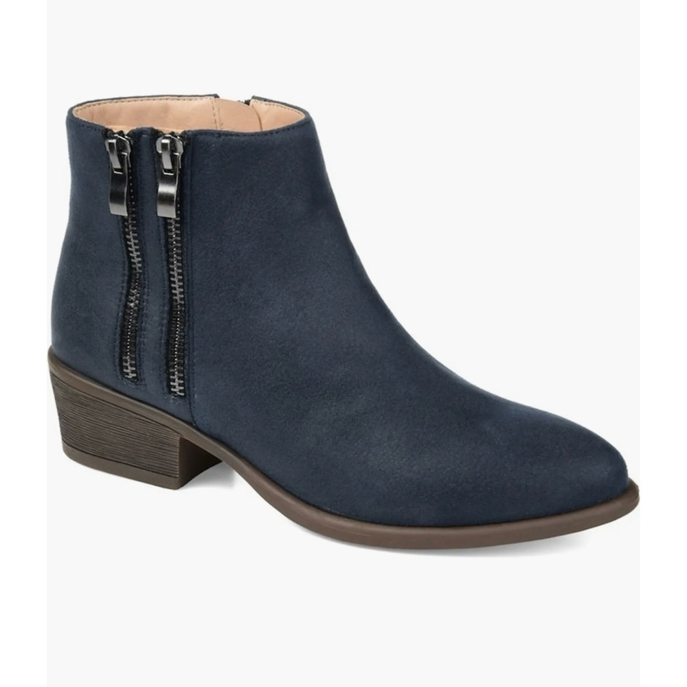 New Journee Collection
Women's Jayda Block Heel Zip Booties 8.5